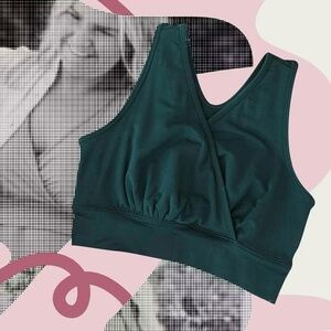 NWOT Kindred Bravely Evergreen Sports Bra